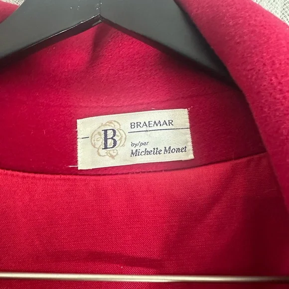 Elegant Vintage Red Wool Coat with removable cape/scarf - Picture 7 of 13